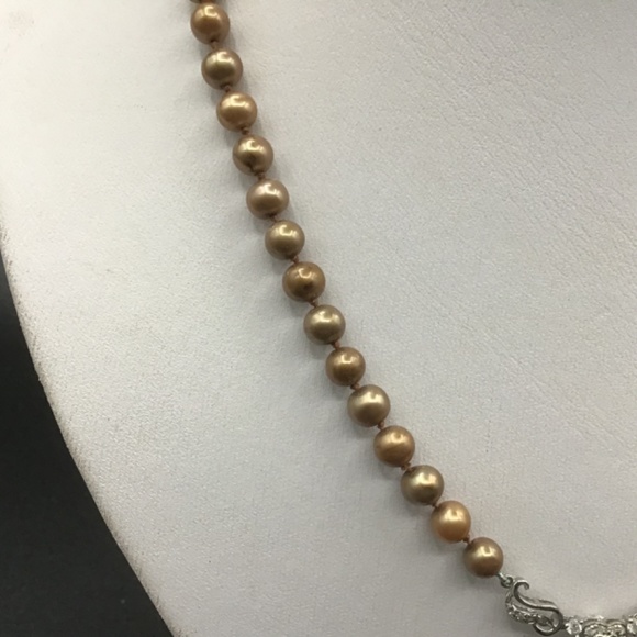 14k White Solid Gold Pearl Pendant Necklace w Natural pearl in gold/bronze color - Picture 3 of 10